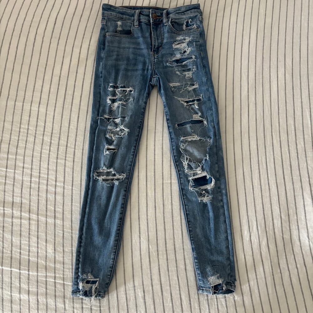 American Eagle distressed jeans 2 blue next level stretch skinny